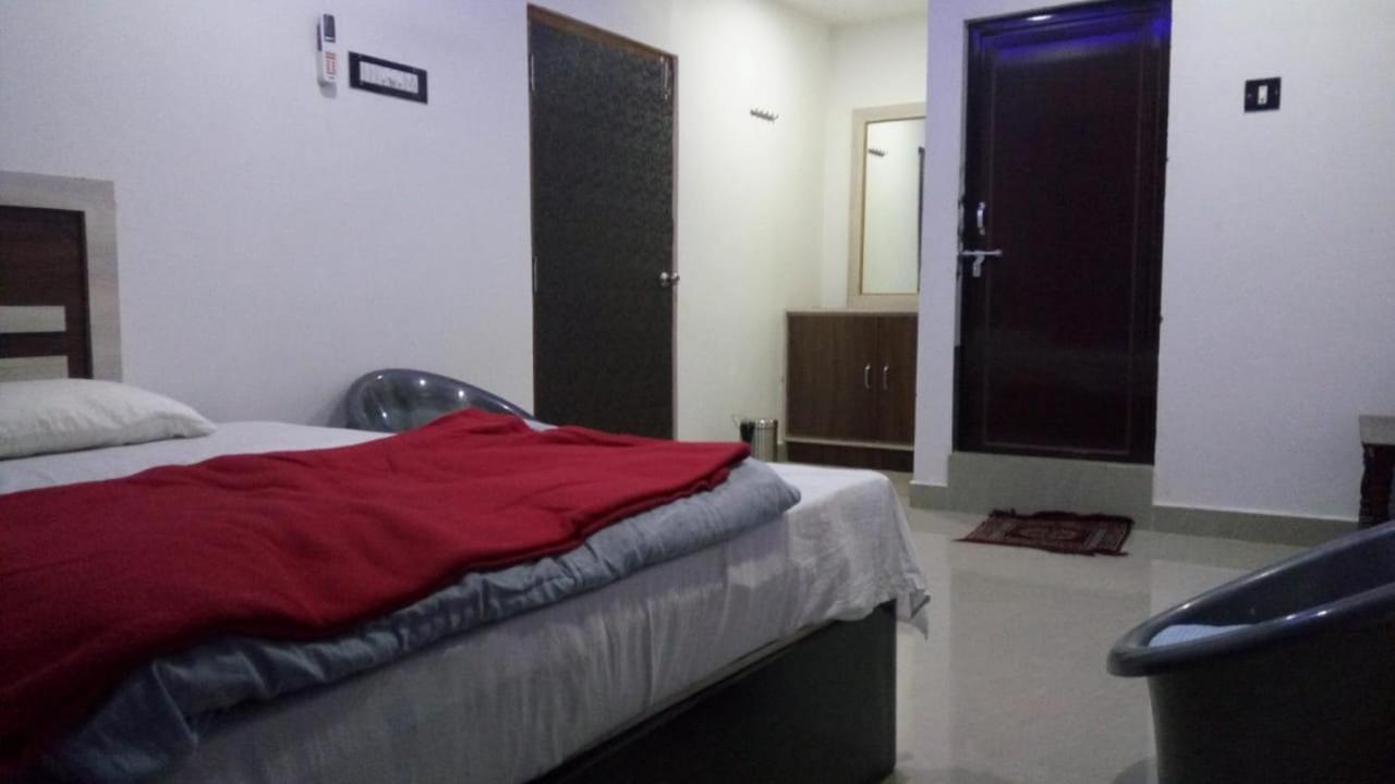 Hotel Vashishta Inn Paderu Exterior foto